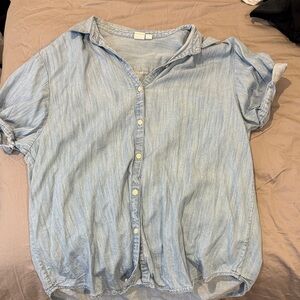 Gap Light Wash Chambray Button-Up Shirt - Light Blue
